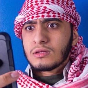 Meet your Posher, Adina